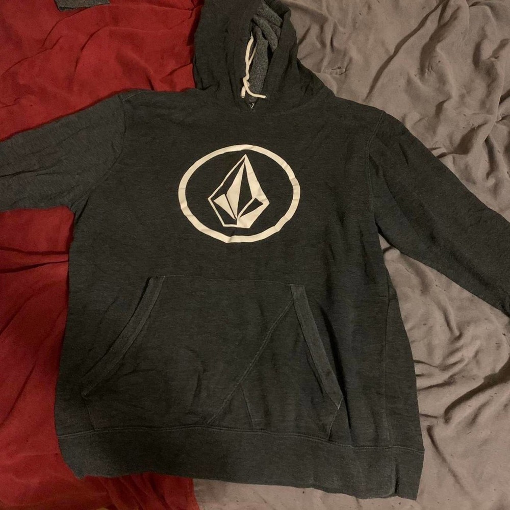 Mens medium gray volcom hoodie
